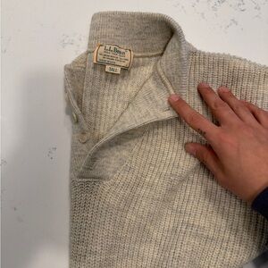 L.L. Bean Men's Beige Sweater